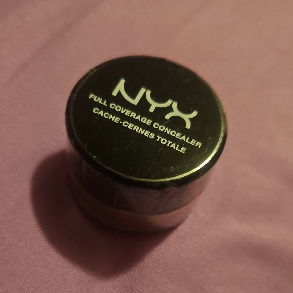 NYX Full Coverage Concealer Cj07 (Tan)